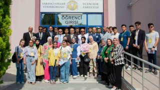 Başarılı Türkmen öğrenciler, SÜ ev sahipliğinde Konyayı tanıyor