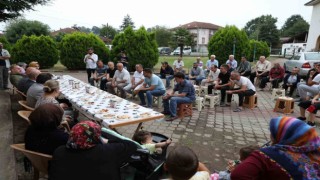 Başkan Özlü vatandaşları dinledi