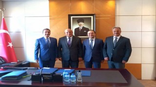 Başkan Pekmezci MHP Lideri Bahçeli ile bir araya geldi