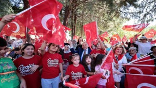 Başkan Zolan, kadınların Zafer Bayramı coşkusuna ortak oldu