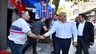 Başkan Zorluoğlu Akçaabatta esnaf ve vatandaşlarla buluştu