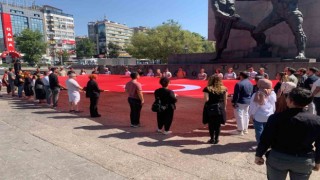 Başkentte şehitler için saygı duruşu