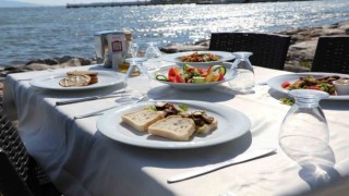 Bayraklıda glütensiz ve vegan ürünlere ilgi