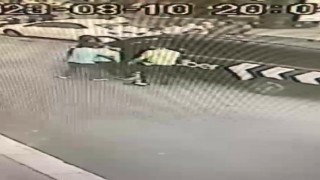 Beşiktaşta sürücünün boğazına kaçan sakız Heimlich Manevrasıyla çıkarıldı