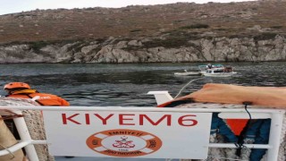 Bodrum Akyarlar açıklarında arızalanan tekneyi KIYEM ekipleri kurtardı