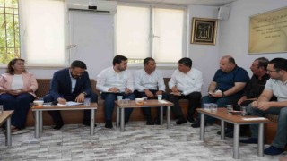 Bozatlı ve Fadıloğlu, kırsal mahallede vatandaşlarla bir araya geldi