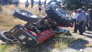 Burdurda devrilen traktörün altında kalan sürücü hayatını kaybetti