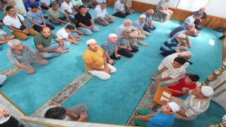 Burhaniyede hatim cemiyetleri başladı