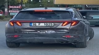 Bursada 2 otomobil çarpıştı; 5 yaralı