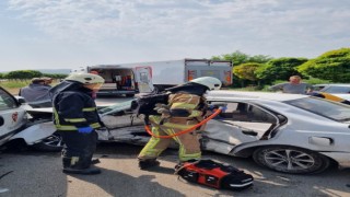 Bursada trafik kazası : 2 ölü 1 yaralı