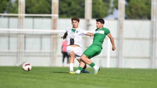 Bursaspor hazırlık maçında İnegöl Kafkassporu 1-0 yendi