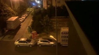 Büyükçekmecede giysi kumbarasındaki hırsızlık kamerada