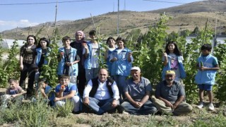 Çocuklar Eko-Köyde tarım hakkında bilgilendirildi