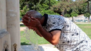Çocuklar süs havuzuna, vatandaşlar çeşmelere akın etti, fırıncılar sıcaktan kavruldu