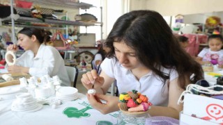Dekoratif ahşap boyama kursu yoğun ilgi görüyor