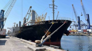 Denizde tonlarca kaçak akaryakıt yakalandı