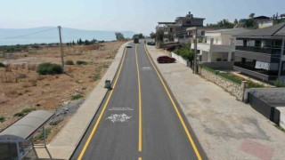 Denizköy Mahallesi sıcak asfalta kavuştu, cadde araç trafiğine açıldı