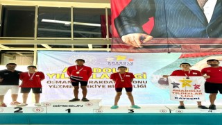 Denizlili yüzücüler Türkiye finallerinden 3 madalyayla döndü