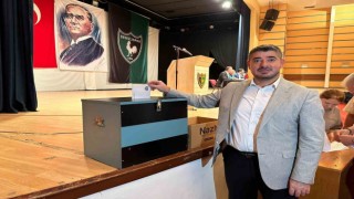 Denizlisporda Başkan Mehmet Uz güven tazeledi