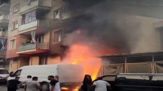 Depoda çıkan yangında 4ü çocuk 8 kişi dumandan etkilendi