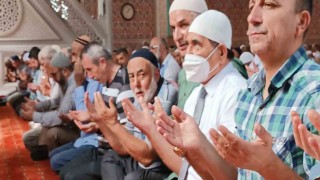 Depremlerde hayatlarını kaybedenler mevlid ile anıldı