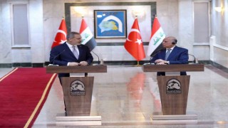 Dışişleri Bakanı Fidan, Irak Başbakan Yardımcısı ve Dışişleri Bakanı Fuad Hüseyin ile bir araya geldi