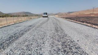 Diyarbakırda iki ilçeyi bir birine bağlayan yol asfaltlandı