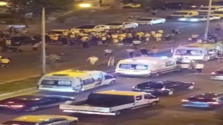 Diyarbakırda otomobil yayalara çarptı: 2si ağır 3 yaralı
