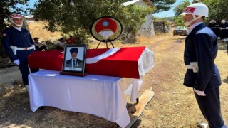 Domaniçte vefat eden Kıbrıs gazisi Şerif Kaptan toprağa verildi