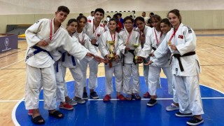 Düzceli 9 sporcu kürsüye çıktı