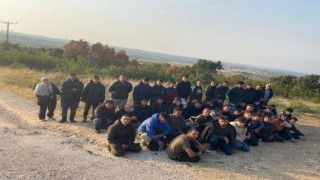 Edirnede Bulgaristana geçmeye çalışan 53 göçmen yakalandı