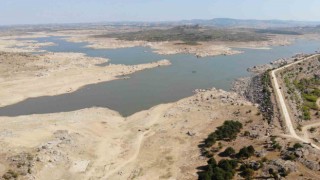 Edirnenin içme suyunu sağlayan Kayalıköy Barajında dikkat çeken düşüş