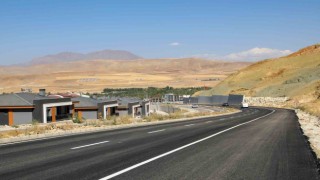 Edremit TOKİ yolu ulaşıma açıldı