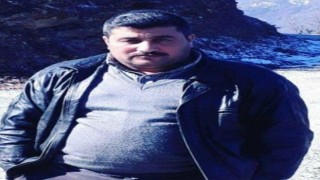 El frenini çekmeyi unuttuğu traktörün altında kalarak hayatını kaybetti
