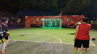 Elektronik futbol kalesine yoğun ilgi