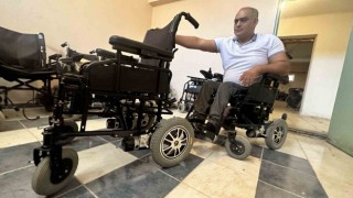Engelli usta, evinin bodrumuna kurduğu atölye ile engellilerin eli ayağı oldu