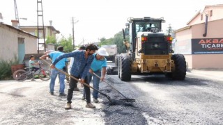 Erciş Belediyesinden yol onarım çalışması