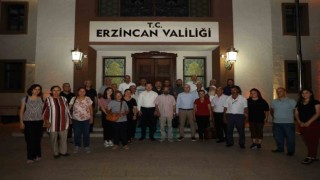 Erzincandan Nevşehire 44 kişilik kafile uğurlandı