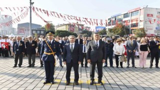 Esenyurtta 30 Ağustos Zafer Bayramı dolayısıyla tören gerçekleştirildi
