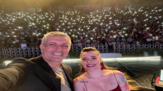 Esenyurtta vatandaşlar Ceylan Ertem konseri ile eğlendi