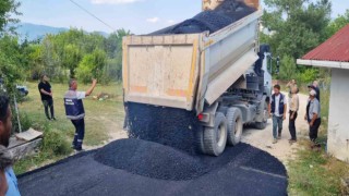 Eskipazarda köy yolları asfaltlanıyor