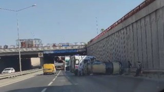 Eskişehirde 3 aracın karıştığı zincirleme kaza meydana geldi