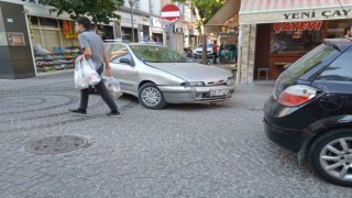 Eskişehirde iki araç çarpıştı