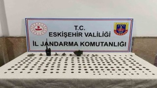 Eskişehirde jandarmadan tarihi eser operasyonu