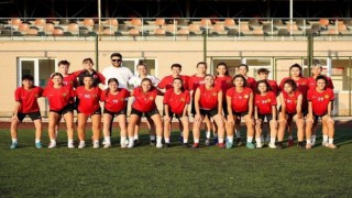 Eskişehirspor Kadın Futbol Takımı topbaşı yaptı