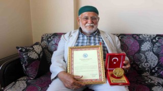 Evini Mehmetçik Vakfına bağışladı