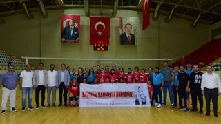 Evinin Sultanları Voleybol Turnuvasına Büyük İlgi