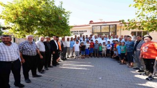 Fadıloğlu ve Çelikaslan kırsal mahallelerdeki vatandaşlarla bir araya geldi
