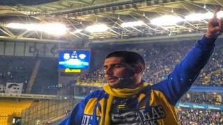 Fenerbahçe Tribün Lideri Cem Gölbaşına silahlı saldırı kamerada