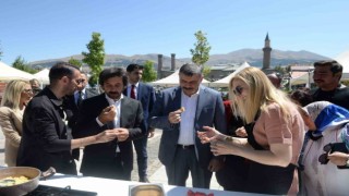 Festival coşkusu sürüyor
